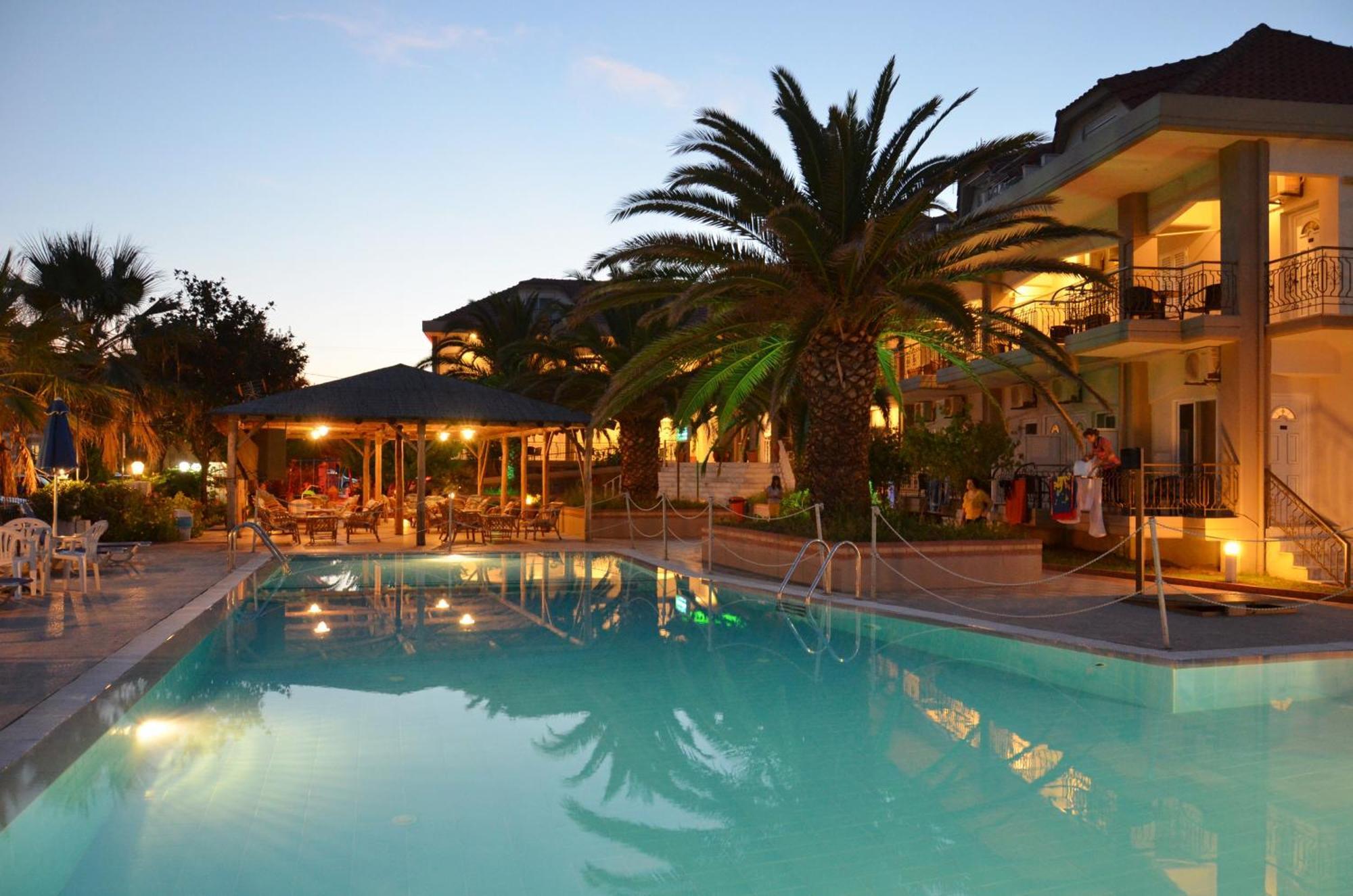 Rihios Hotel Ставрос Экстерьер фото