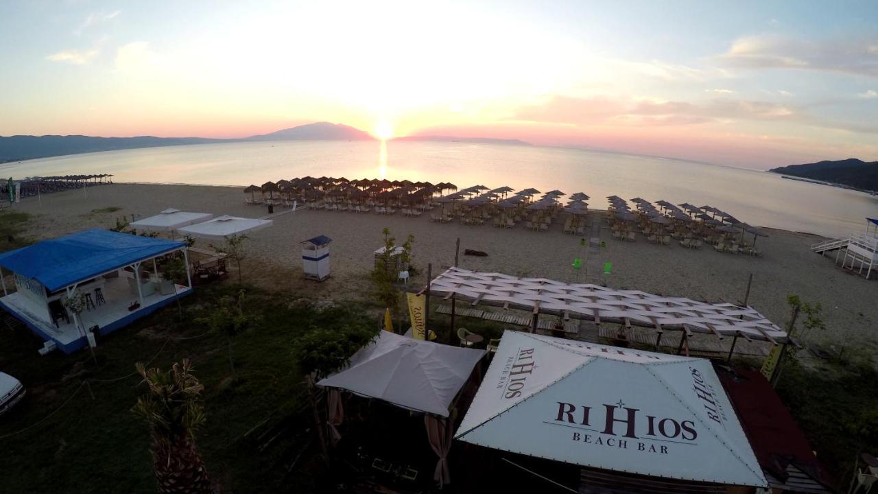 Rihios Hotel Ставрос Экстерьер фото