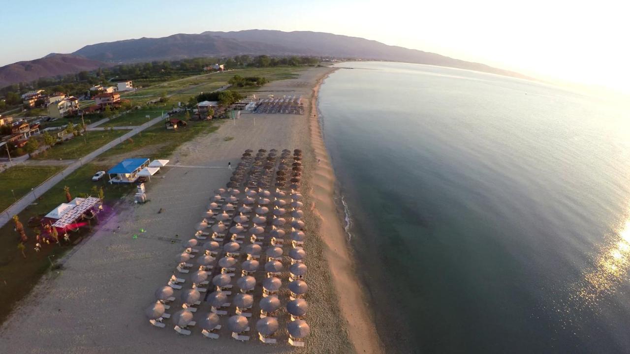Rihios Hotel Ставрос Экстерьер фото