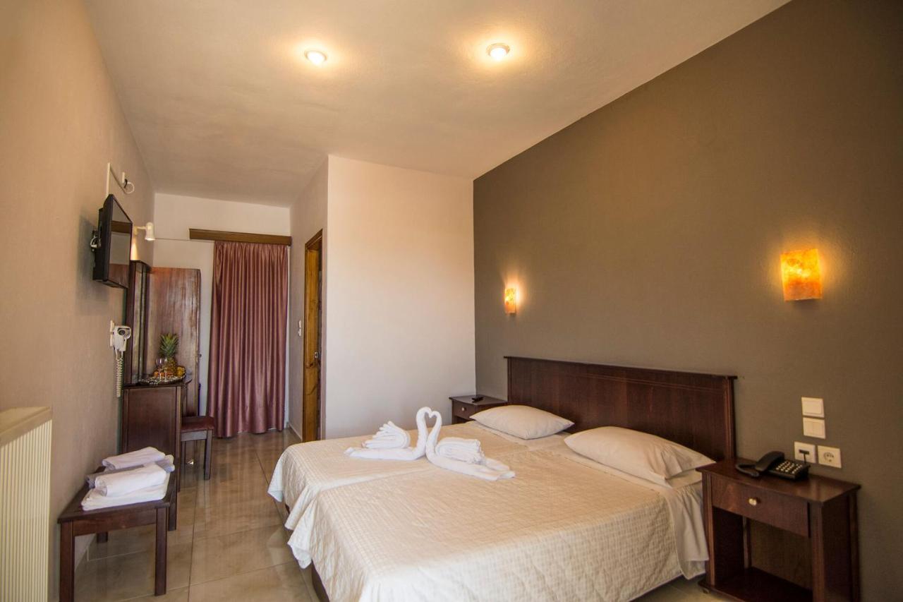 Rihios Hotel Ставрос Экстерьер фото