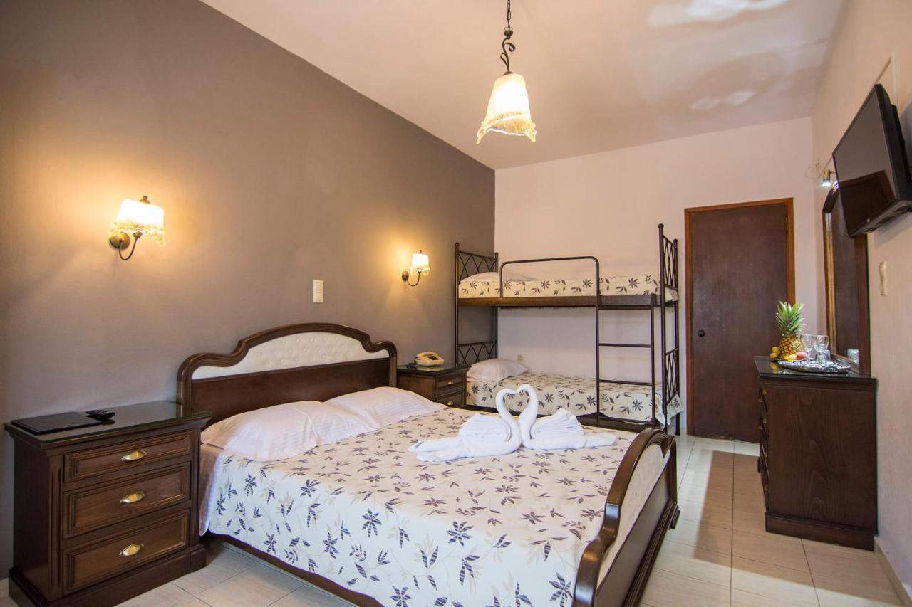Rihios Hotel Ставрос Экстерьер фото